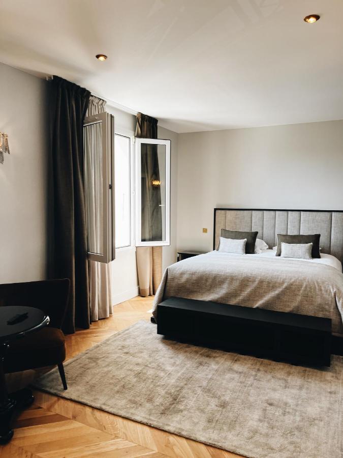 Hotel San Carlu Citadelle Ajaccio ภายนอก รูปภาพ
