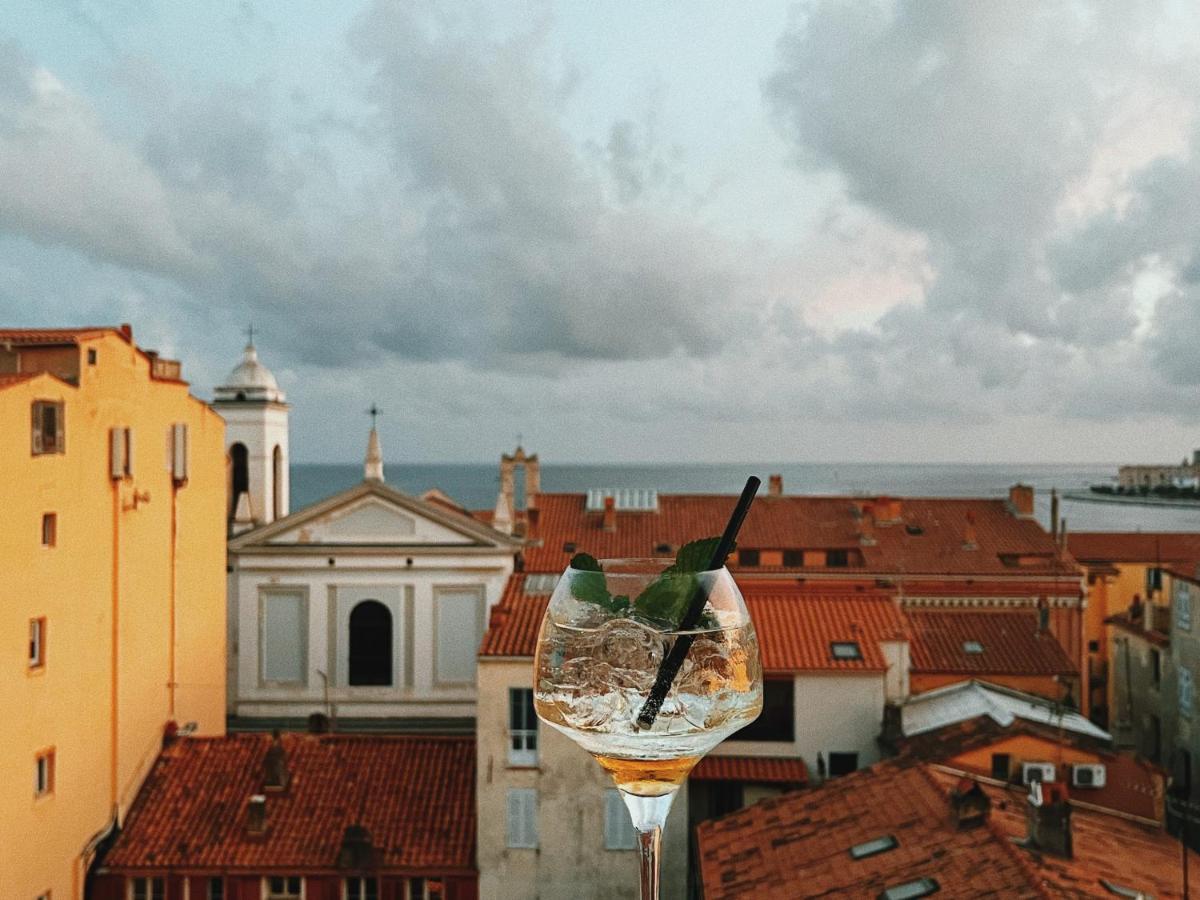 Hotel San Carlu Citadelle Ajaccio ภายนอก รูปภาพ