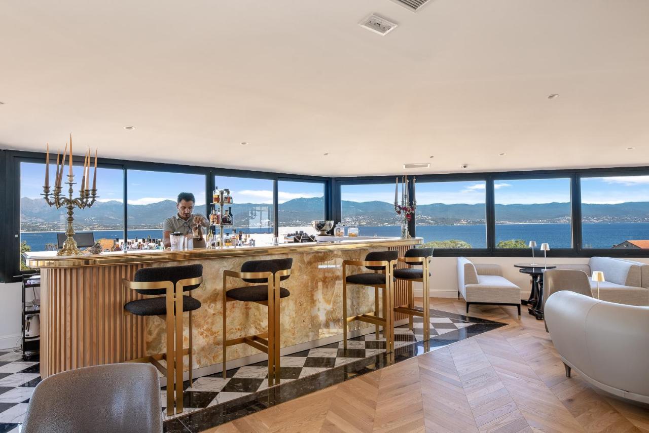 Hotel San Carlu Citadelle Ajaccio ภายนอก รูปภาพ